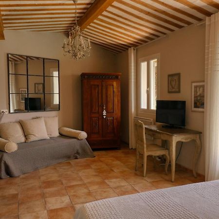 Jade En Provence Hotel เวซง-ลา-โรแมน ภายนอก รูปภาพ